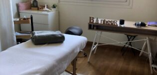 LES PIEDS ET LA TÊTE – REFLEXOLOGIE PLANTAIRE et PALMAIRE, MASSAGE CRÂNIEN et KOBIDO »